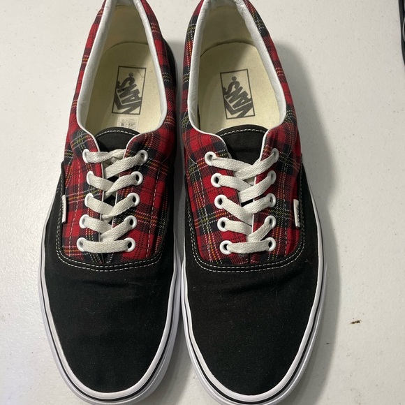 Vans Black and Red Plaid Sneakers Size 13 SB-FA - Picture 2 of 8